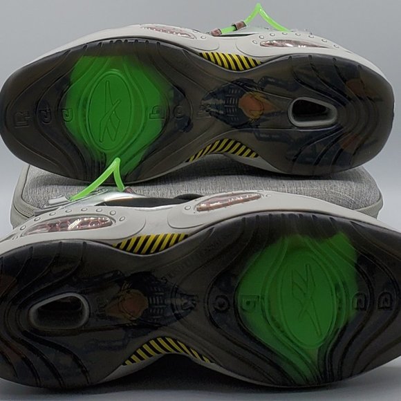 Reebok Question Mid "Minions Gru's Lab" Mens Size 9 Silver Metallic/Black FW7548 - Picture 5 of 9